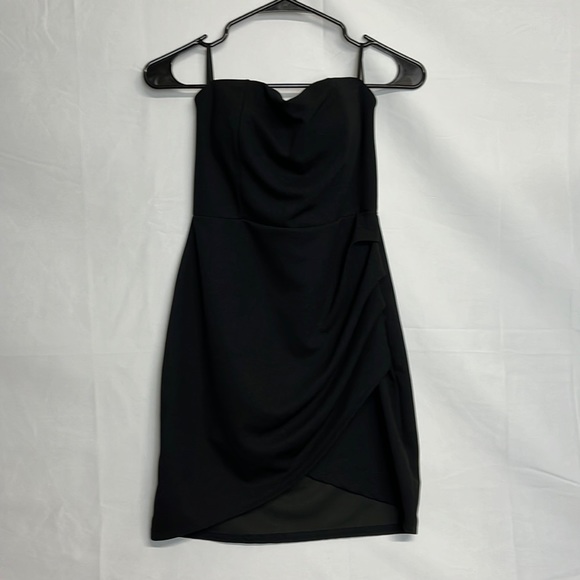love J Dresses & Skirts - 𝅺strapless dress. L